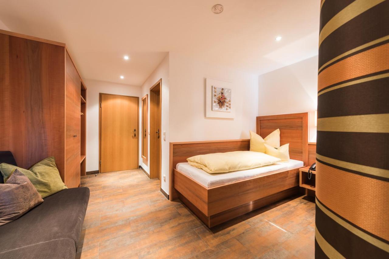 Hotel Ariadne Rosenheim Ngoại thất bức ảnh